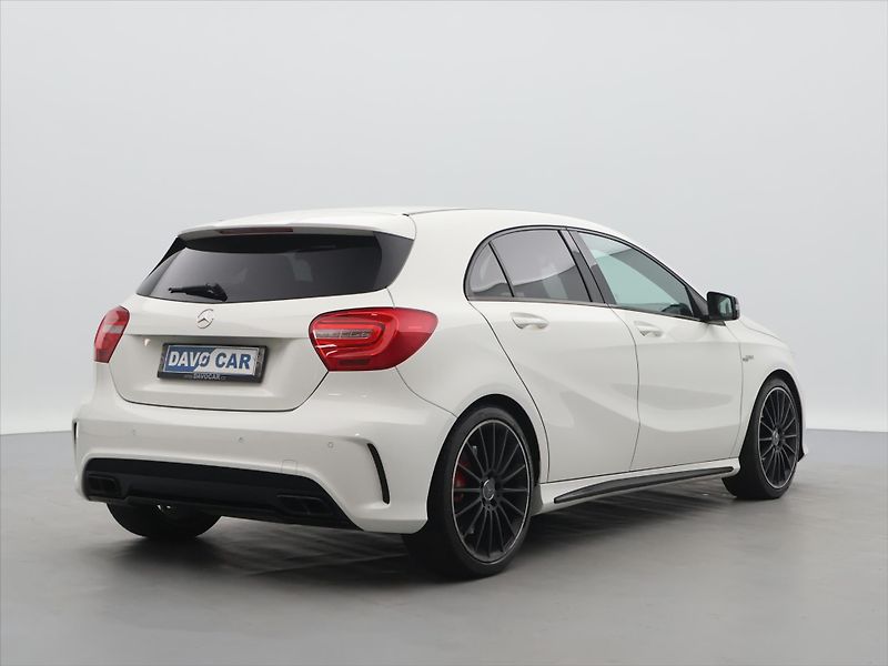 Mercedes-Benz Třídy A 2,0 45 265 kW 4Matic AMG Aut. - fotka 7 z 33