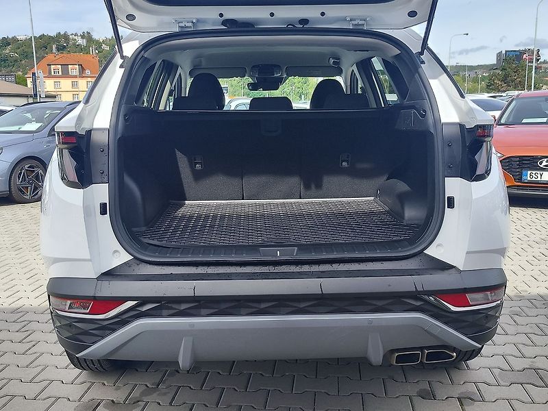 Hyundai Tucson 1.6 T-GDI/110kW Smart Navi DCT - fotka 9 z 33