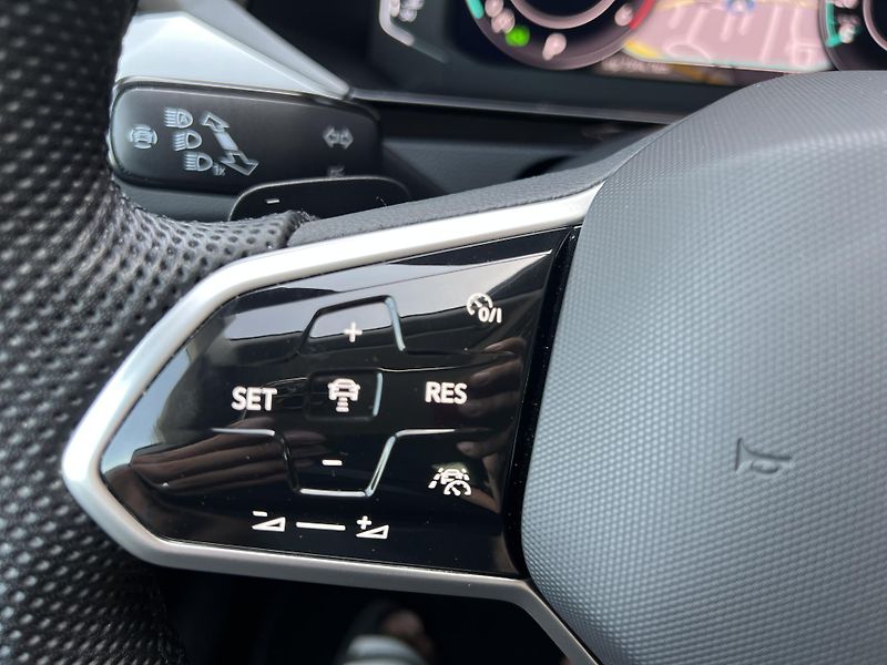 Volkswagen Arteon 2.0TDi 147kW 4x4 1.MAJ DPH - fotka 19 z 49
