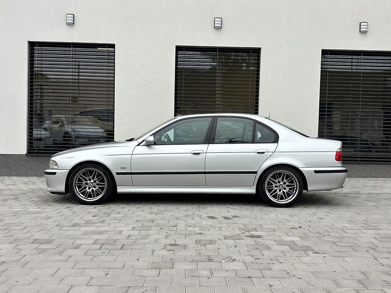 BMW M5 E39 Kompletní dokumentace TOP - fotka 7 z 30