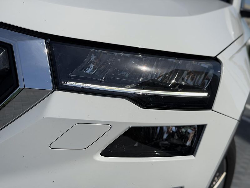 Škoda Karoq (2023) 2.0 TDi/STYLE/DPH/facelift - fotka 8 z 21