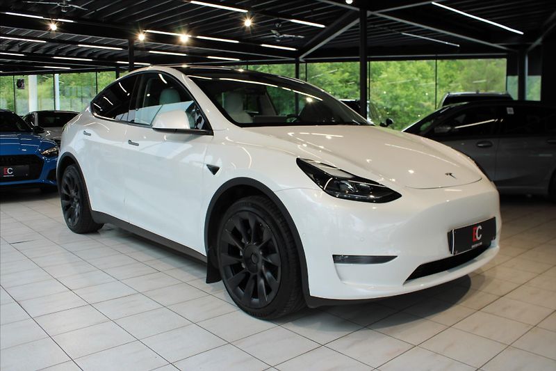 Tesla Model Y Long Range Dual Motor AWD Tažn - fotografie inzerátu