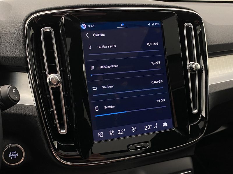 Volvo XC40 (2026) B3 AUT DARK ULTRA  - fotka 57 z 61