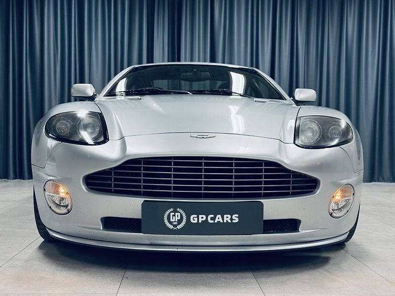 Aston Martin Vanquish (2004) 6.0*V.12*VANQUISH*S*520hp - fotka 2 z 38