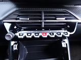 Peugeot 2008 (2026) ALLURE Turbo 100k MAN6 - náhled 33