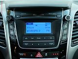 Hyundai i30 (2015) 1.6 MPi, 2.maj,ČR, AC, tempo - náhled 16