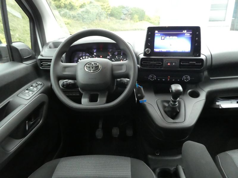 Toyota ProAce City VERSO 1,5D závěs - fotka 8 z 15