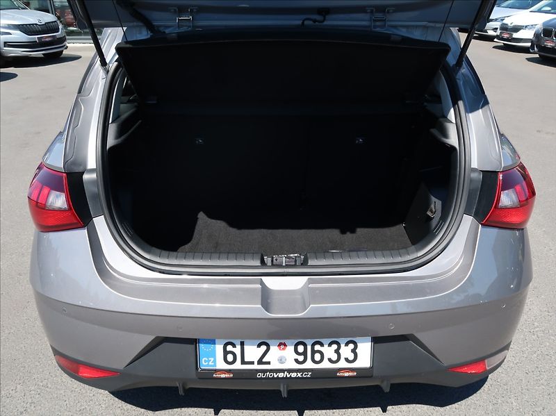 Hyundai i20 1,2 i,1majČR,tov.záruka,klima - fotka 22 z 28