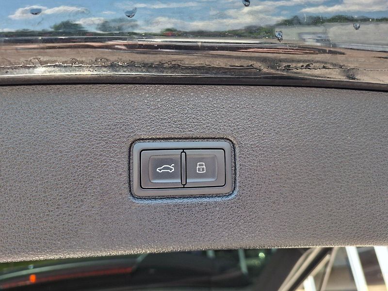 Audi Q7 (2022) 50TDI 210kW S-LINE -1.MAJ.-DPH - fotka 33 z 37