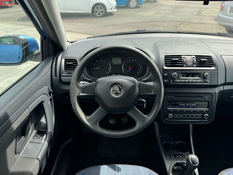 Škoda Fabia (2013) STYLE 1,2 TSI 63 KW - fotka 13 z 35