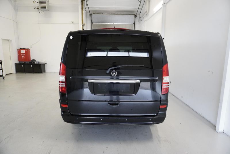 Mercedes-Benz Viano (2014) 3.0 CDi 165 kW LONG 8 MÍST - fotka 8 z 35