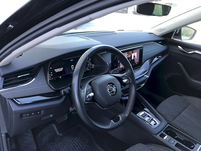 Škoda Octavia (2023) COM STY TD 110/2.0 A7F - fotka 20 z 25