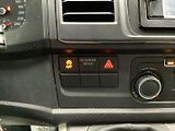 Volkswagen Transporter (2017) T6 Kombi, Webasto, Kamera - náhled 17