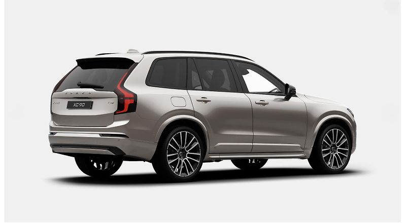 Volvo XC90 (2026) T8 AWD RECHARGE ULTRA DARK - fotka 5 z 11