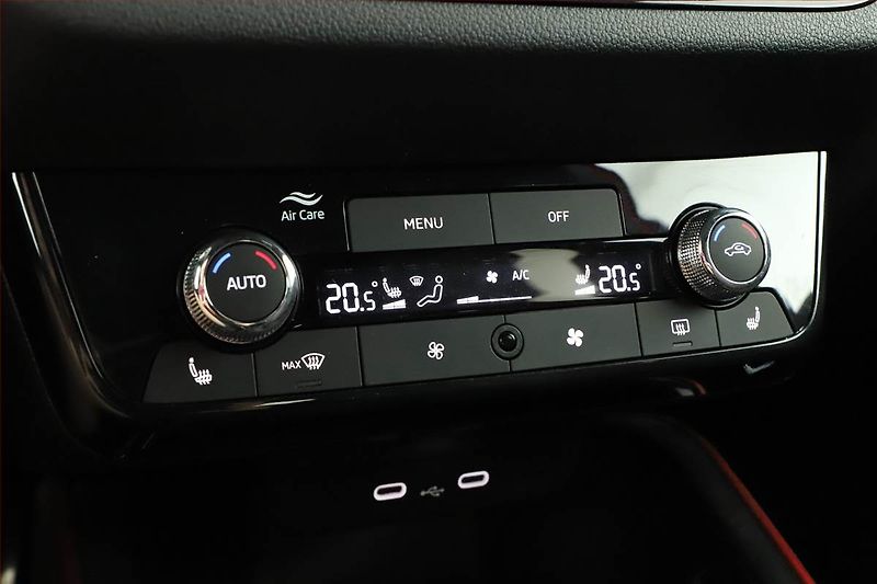 Škoda Fabia (2026) 1.0 TSI, MONTE CARLO, AUTOMAT - fotka 13 z 20