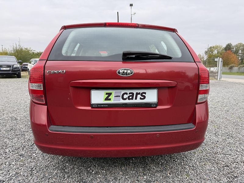 Kia Ceed 1.4CVVT 66kW ČR - fotka 6 z 17