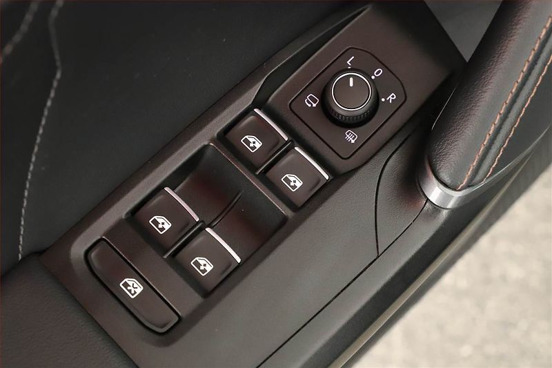 Cupra Formentor (2022) 1.5 TSI - fotka 9 z 20