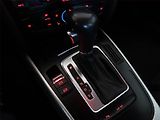 Audi A4 (2010) 2.0 TDI, Automat, Xenony - náhled 13