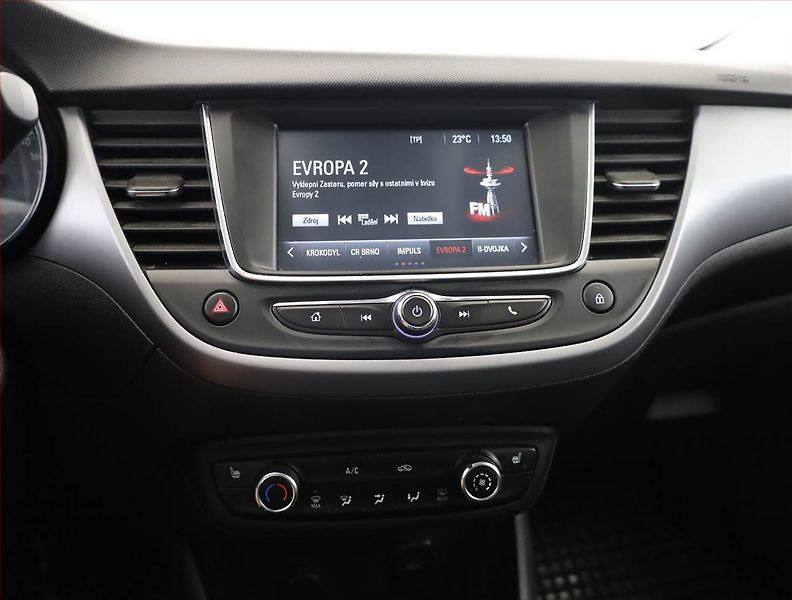 Opel Crossland X (2020) 1.2 Turbo, Serv.kniha - fotka 10 z 16