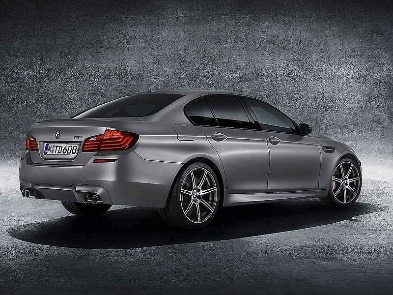 BMW M5 ve výroční edici 