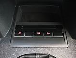 Volkswagen Touran (2013) 2.0 TDI, Navi, Tempomat - náhled 18