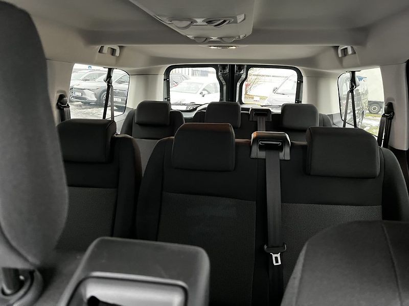Toyota ProAce Verso 2.0 Business Comf. ODBĚR 1/27 - fotka 13 z 34