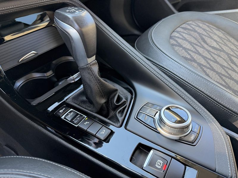 BMW X1 (2016) 110 kW xLine xDrive - fotka 17 z 24
