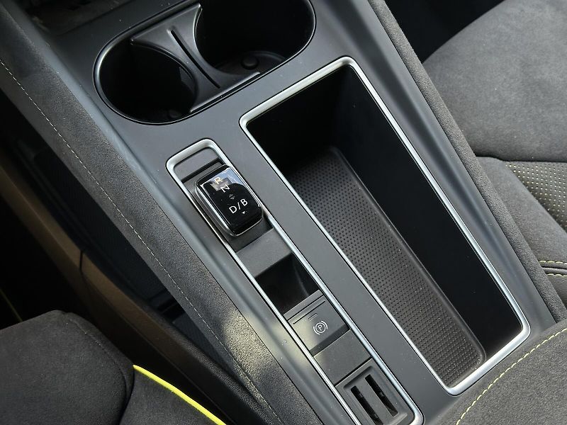 Škoda Elroq RS 340PS 4x4 84iV Matrix-LED H - fotka 42 z 53