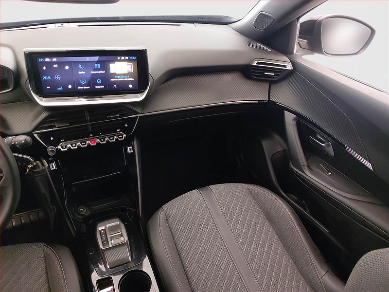 Peugeot 2008 (2025) Allure 1.2 MHEV - fotka 8 z 17