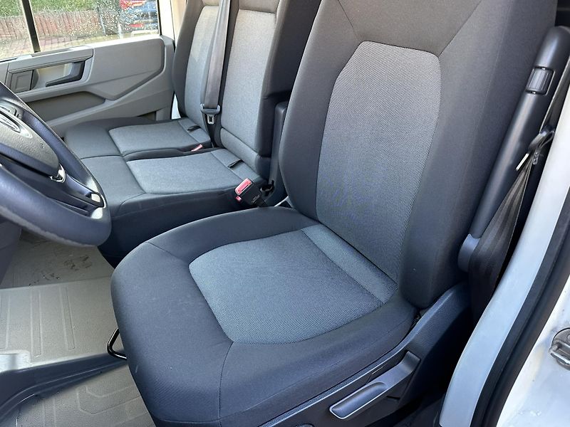 Volkswagen Crafter 2,0TDi, 103Kw, LED SVĚTLOMETY - fotka 15 z 21