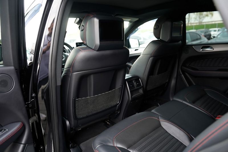 Mercedes-Benz GLE 350d 4Matic AMG/260PS - fotka 30 z 45