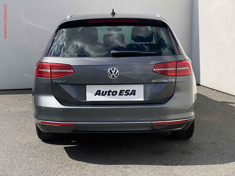 Volkswagen Passat (2017) 2.0TDi, 2.maj,ČR, LED, navi - fotka 5 z 18