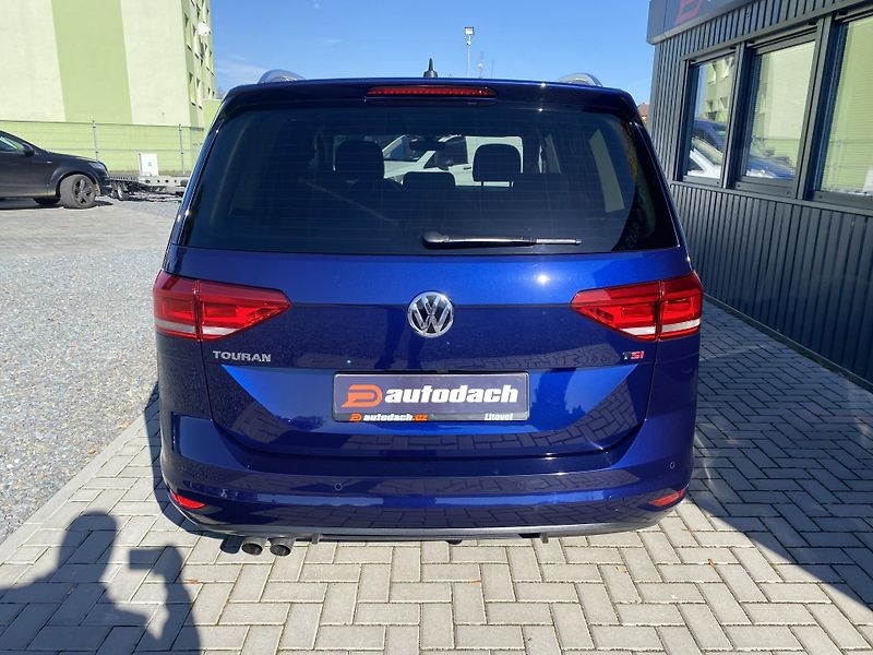 Volkswagen Touran 1.4TSI 110kW- 1xMAJ.-LED- NAVI - fotka 4 z 50