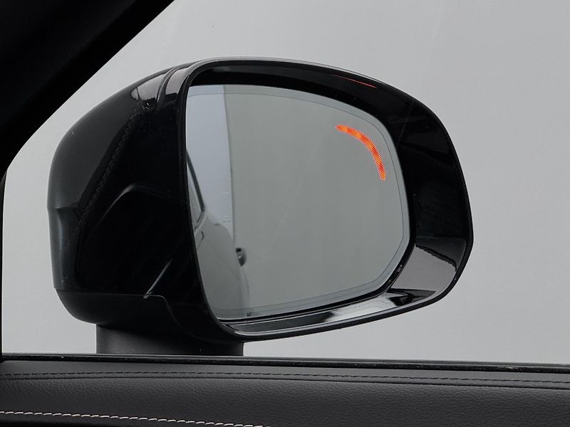 Volvo XC90 B5 AWD PLUS DARK CZ 1.maj - fotka 20 z 51