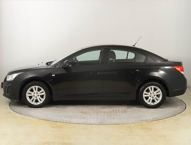 Chevrolet Cruze (2013) 1.6 i 16V, Tempomat - fotka 3 z 16