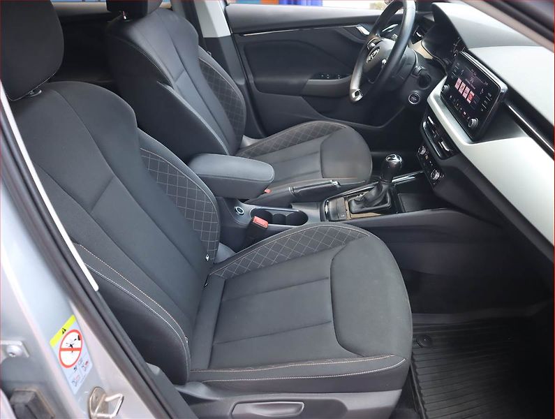 Škoda Scala (2021) Ambition 1.0 TSI, Automat - fotka 9 z 21