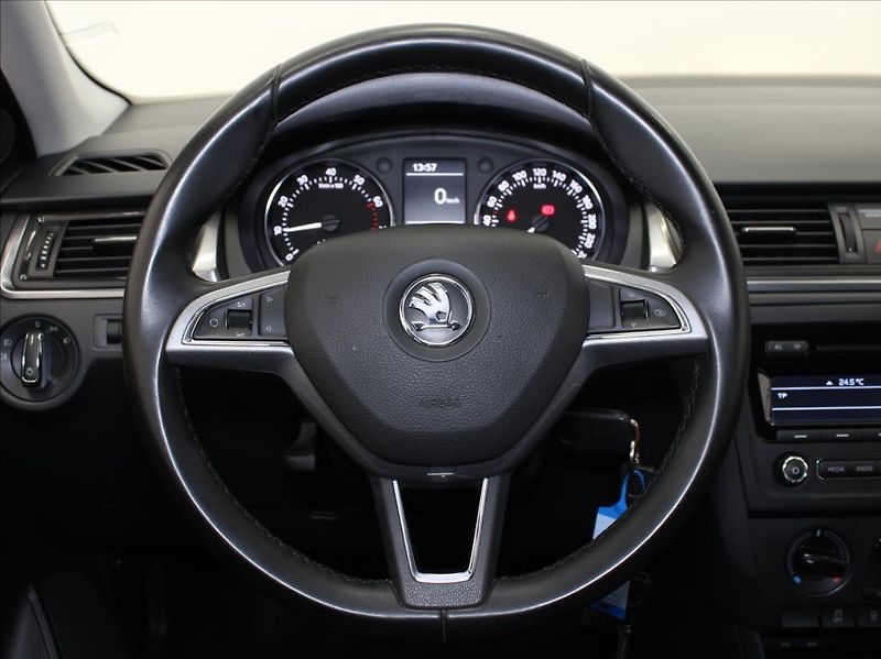 Škoda Rapid 1,2 TSi 63kW Fresh 1.maj.ČR - fotka 9 z 22