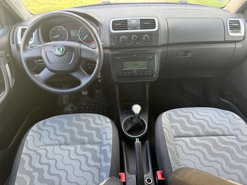 Škoda Fabia 1,2 51 kW Klimatizace - fotka 10 z 19