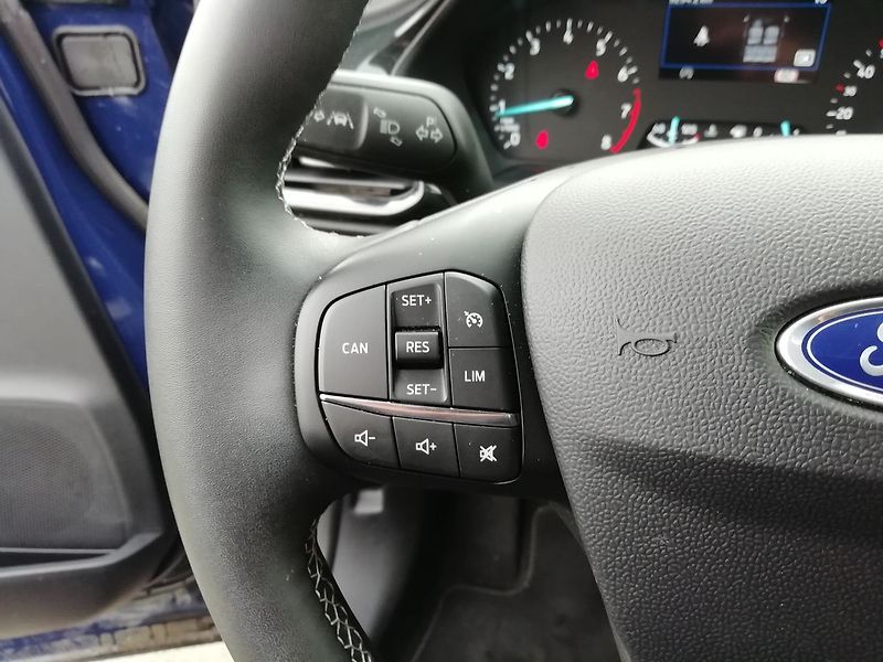 Ford Puma Titanium 1,0 ECB 92 kW - fotka 10 z 19