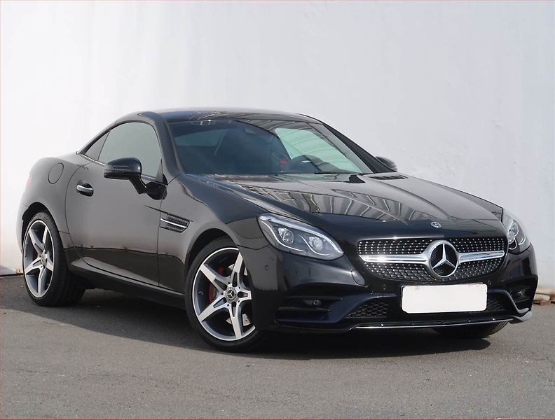 Mercedes-Benz SLC (2019) 300, Automat,180KW,Full Led - fotka 15 z 23