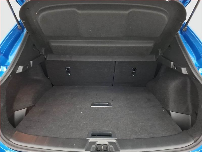 Nissan Qashqai (2019) 1.3 DIG-T, Automat, Serv.kniha - fotka 14 z 20