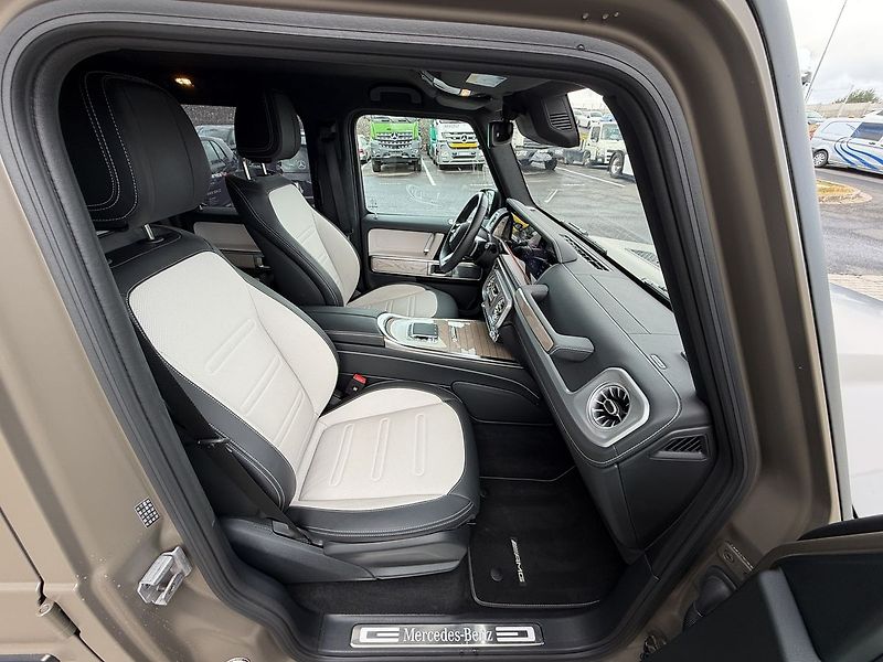Mercedes-Benz Třídy G 580 s technologií EQ - fotka 10 z 42