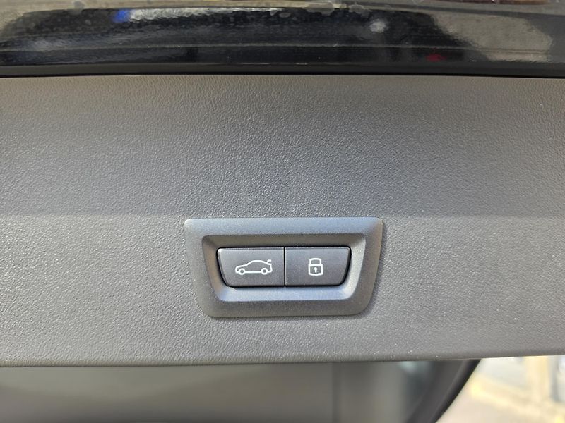 BMW X3 (2025) 20d xDrive Mpaket + tažné - fotka 9 z 23
