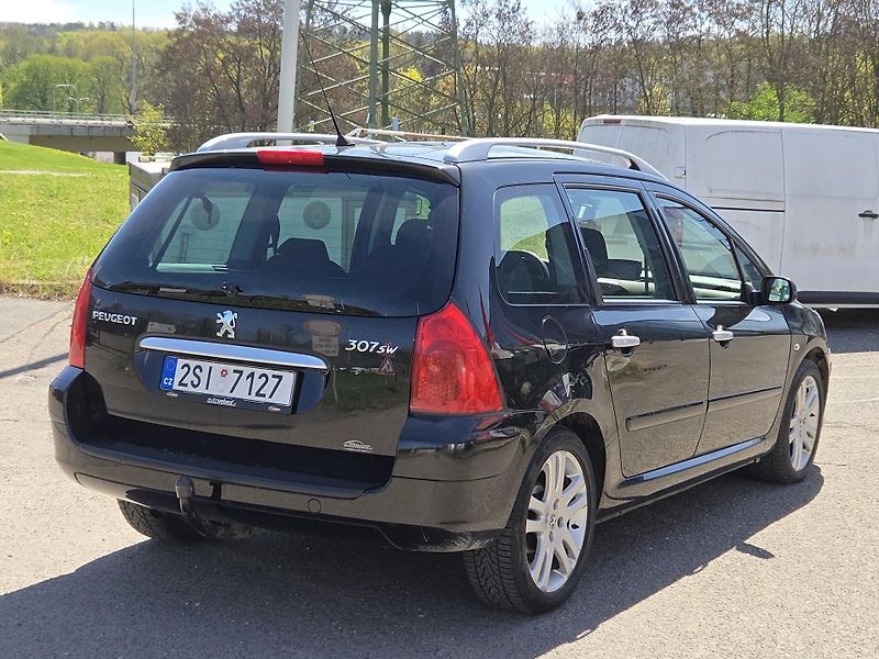 Peugeot 307 (2008) 1,6HDi PANORAMA splátky všem!  - fotka 5 z 12