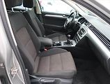 Volkswagen Passat (2016) 1.6 TDI, Serv.kniha, Navi - náhled 9