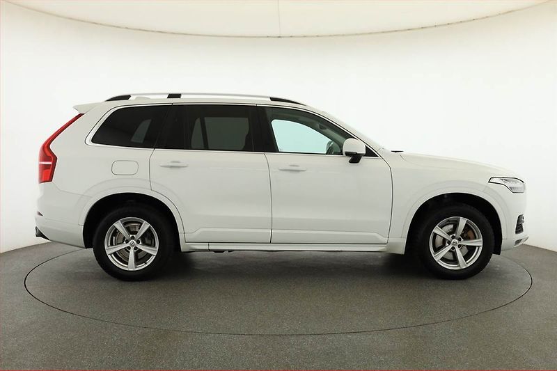 Volvo XC90 (2016) D4, Automat, Navi, Tempomat - fotka 6 z 17