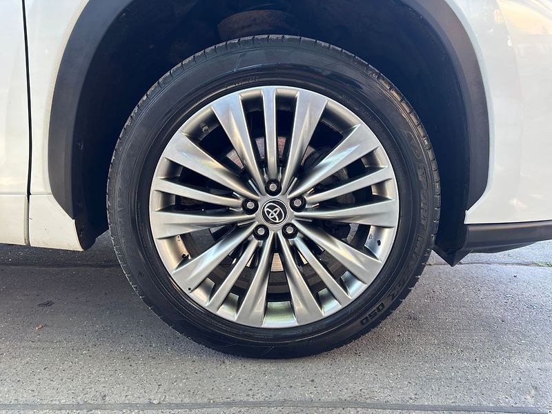 Toyota Highlander 2.5HEV e-CVT.CZ.DPH.PRESTIGE.1 - fotka 12 z 49