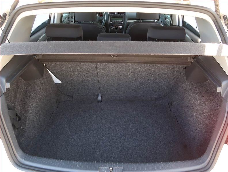 Volkswagen Golf (2011) 1.2 TSI, Automat - fotka 14 z 17