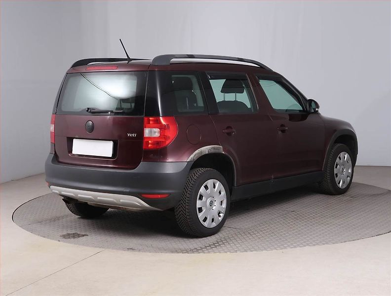 Škoda Yeti (2011) 1.2 TSI, Serv.kniha, po STK - fotka 5 z 14