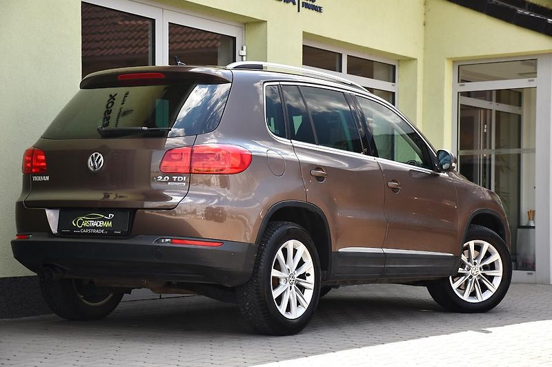 Volkswagen Tiguan 2.0TDi DSG 4MOTION - fotka 5 z 44